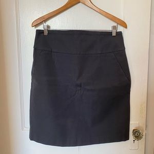 Structured Skirt (With Stretch)